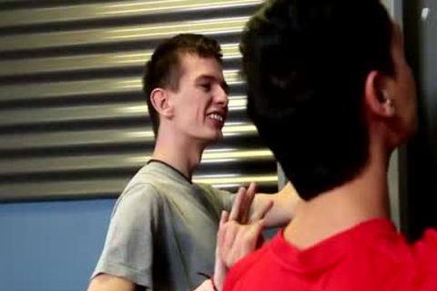 legal age teenagers Having enjoyment In The Locker Room