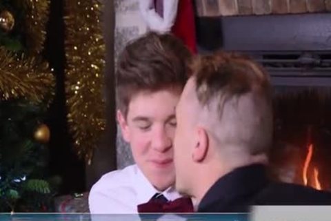 Handyman pounds His Client