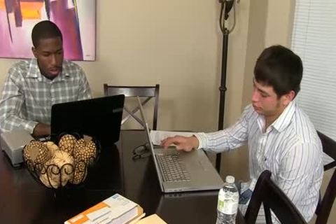 lustful Julian Smiles Sticks His Hard 10-Pounder Into JP Richards