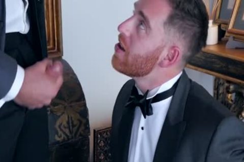 Muscle finds irresistible fucking hard