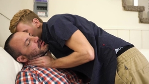 FamilyDick.com: Todd Haynes & Joey West seduce