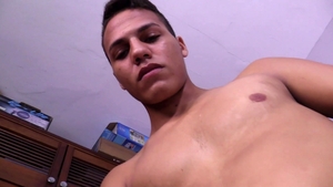 Iomacho: Young latino Octavio really enjoys hardcore sex